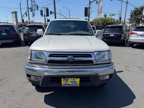 1999 Toyota 4Runner SR5