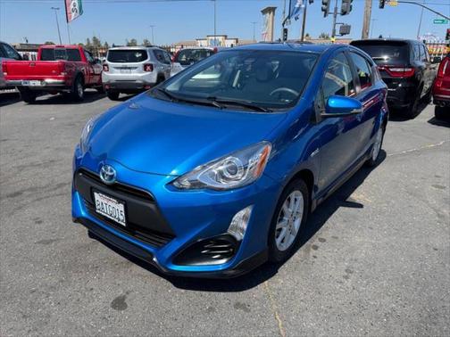 2017 Toyota Prius c One