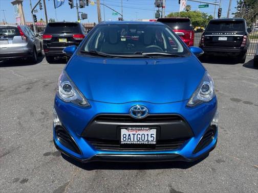 2017 Toyota Prius c One