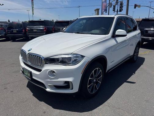 White 2018 BMW X5 xDrive35i