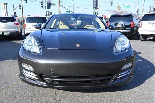 2010 Porsche Panamera 4S