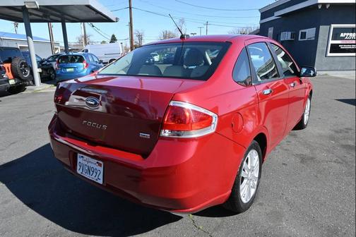 2011 Ford Focus SEL