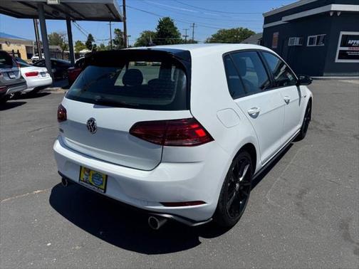 2021 Volkswagen Golf GTI 2.0T SE 4-Door