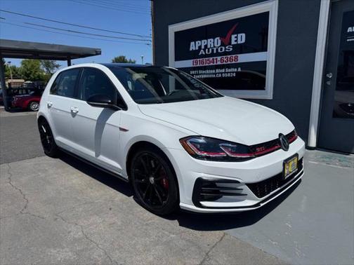 2021 Volkswagen Golf GTI 2.0T SE 4-Door