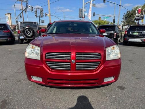 2005 Dodge Magnum RT 4dr Wagon