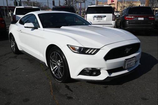 2015 Ford Mustang EcoBoost Premium