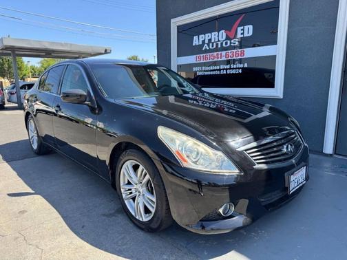 2013 INFINITI G37 Journey