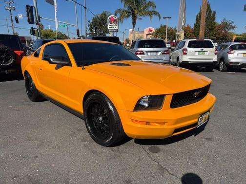 2008 Ford Mustang Deluxe
