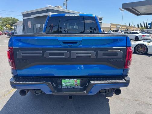 Blue 2017 Ford F-150 Raptor 4x4 4dr SuperCrew 5.5 ft. SB