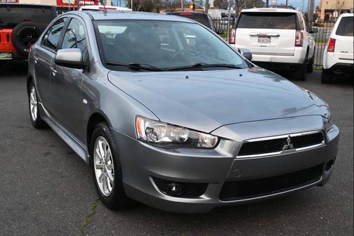 2014 Mitsubishi Lancer Sportback ES