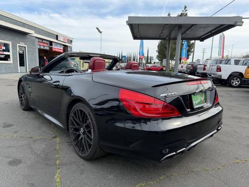 2017 Mercedes-Benz AMG SL 63 Base