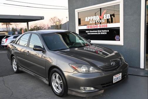 2004 Toyota Camry SE V6