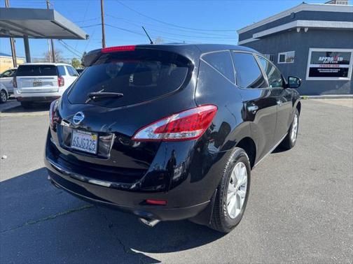 2011 Nissan Murano S