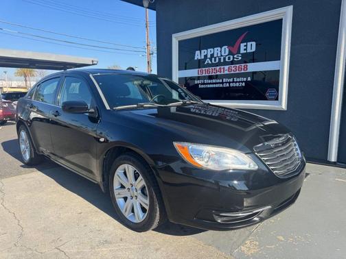 2011 Chrysler 200 Touring