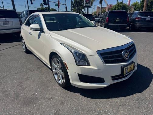 White 2014 Cadillac ATS 2.0L Turbo Luxury