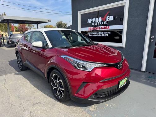 2018 Toyota C-HR XLE 4dr Crossover