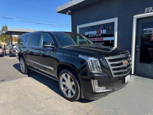 2017 Cadillac Escalade ESV Premium Luxury