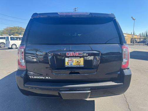 2020 GMC Yukon XL SLT Standard Edition