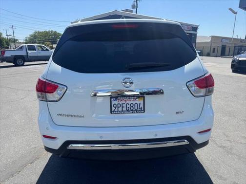 2016 Nissan Pathfinder SV