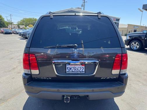2005 Lincoln Aviator Luxury