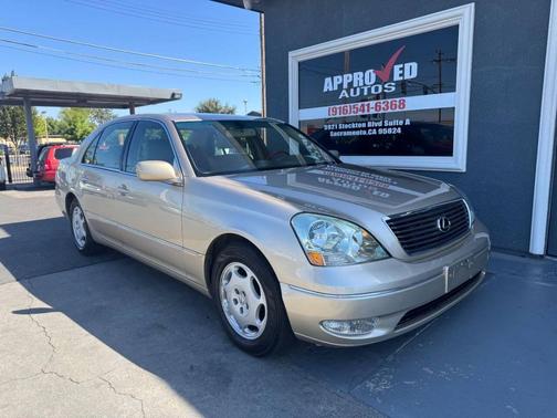 2001 Lexus LS 430 Base