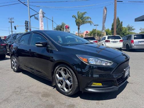 2018 Ford Focus ST