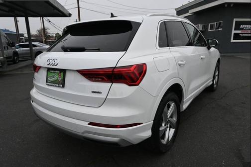 2021 Audi Q3 40 Premium