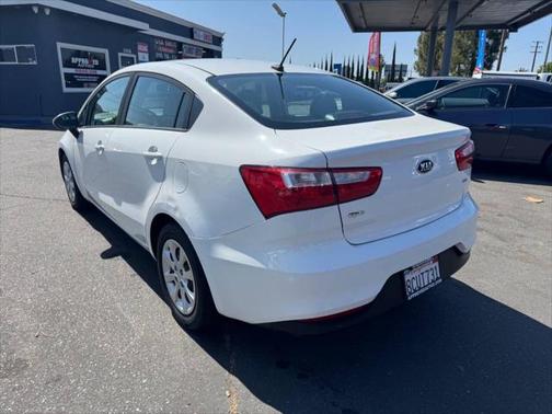 2016 Kia Rio LX