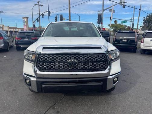 White 2020 Toyota Tundra SR5