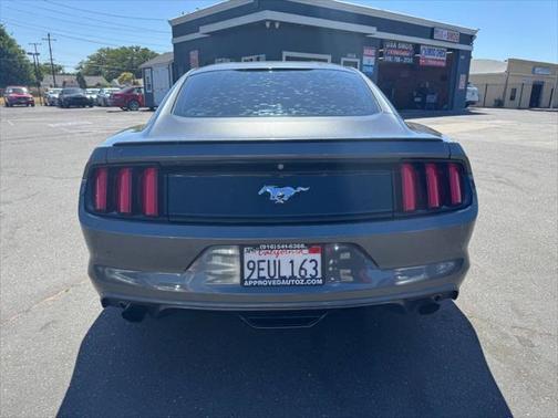 2015 Ford Mustang EcoBoost