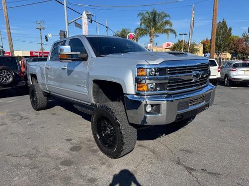 2017 Chevrolet Silverado 2500 LT