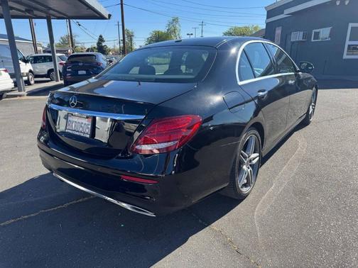 2019 Mercedes-Benz E-Class E 300 4dr Sedan