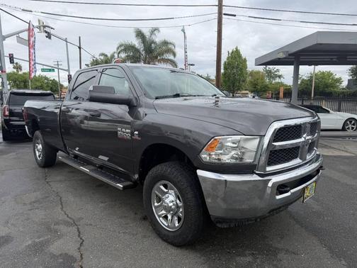 Gray 2014 RAM 2500 Tradesman 4x4 4dr Crew Cab 8 ft. LB Pickup