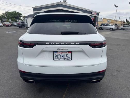 White 2020 Porsche Cayenne Cayenne