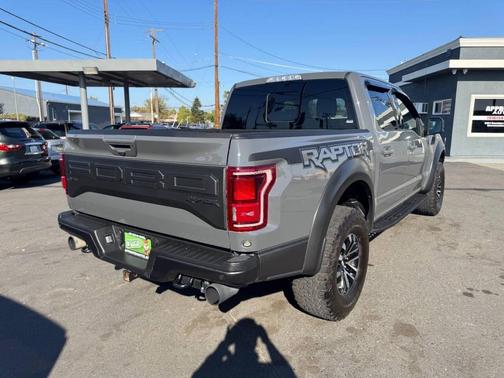 2020 Ford F-150 Raptor 4x4 4dr SuperCrew 5.5 ft. SB