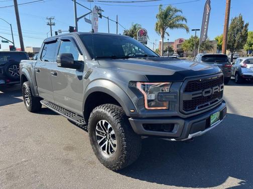 2020 Ford F-150 Raptor 4x4 4dr SuperCrew 5.5 ft. SB