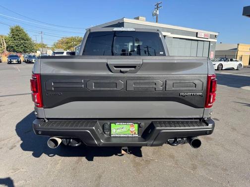 2020 Ford F-150 Raptor 4x4 4dr SuperCrew 5.5 ft. SB