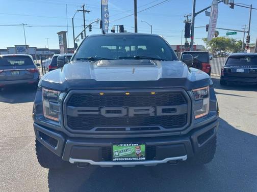 2020 Ford F-150 Raptor 4x4 4dr SuperCrew 5.5 ft. SB