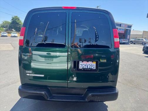 2007 Chevrolet Express 1500 Base