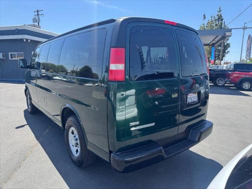 2007 Chevrolet Express 1500 Base