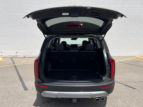 Dark Moss 2022 Kia Telluride S