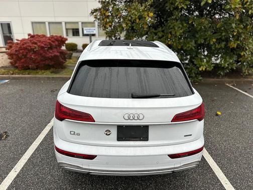 2021 Audi Q5 45 Premium Plus