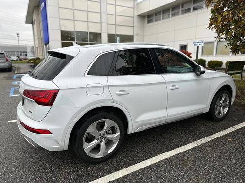 2021 Audi Q5 45 Premium Plus