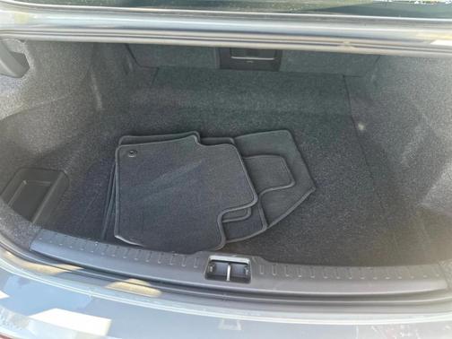 2024 Volvo S60 B5 Core Dark Theme