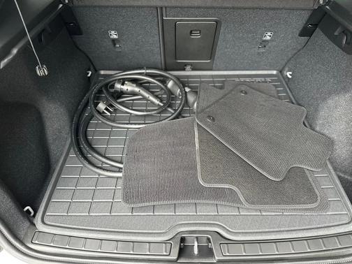 2024 Volvo XC40 Recharge Pure Electric Twin Core