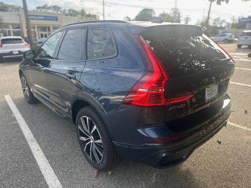 2025 Volvo XC60 B5 Plus