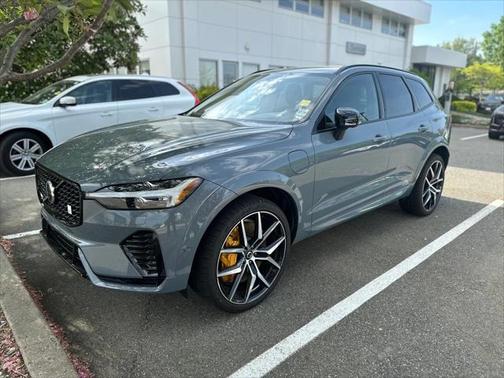 2024 Volvo XC60 Recharge Plug-In Hybrid T8 Polestar