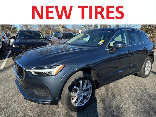 2021 Volvo XC60 T5 Momentum