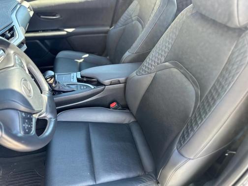 2021 Lexus UX 250h Base
