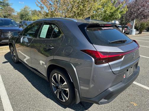 2021 Lexus UX 250h Base